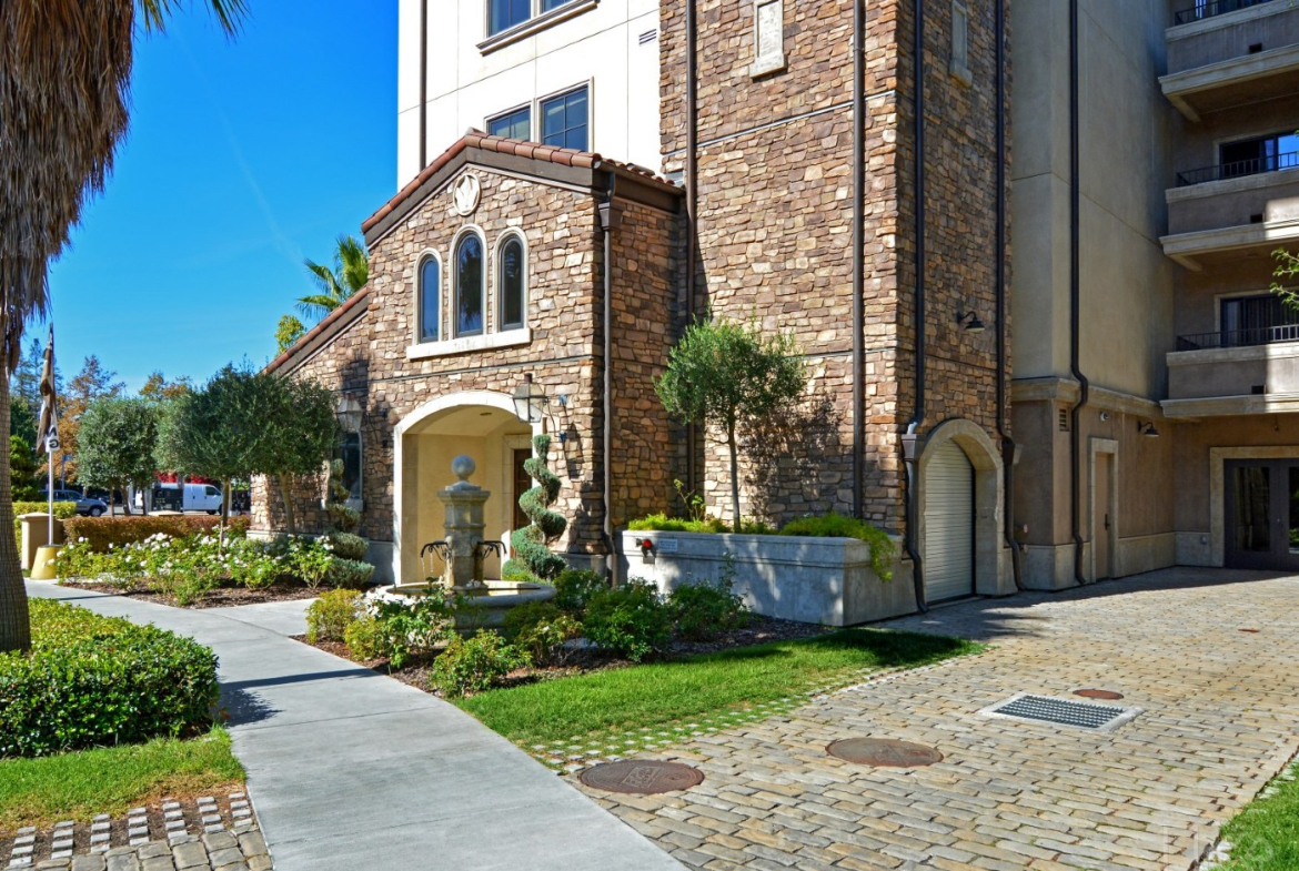 885 Woodside - Sample Image of Redwood City, CA Short Term Housing