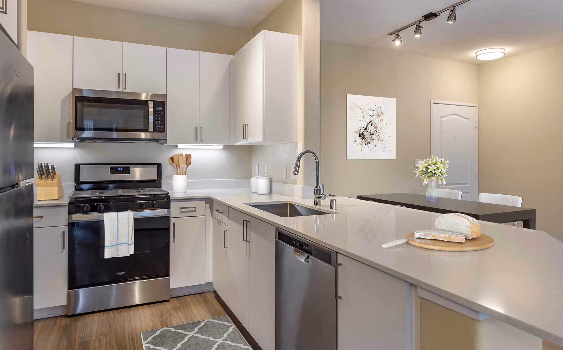 Avalon Camarillo - Sample Image of Camarillo, CA Furnished Rentals
