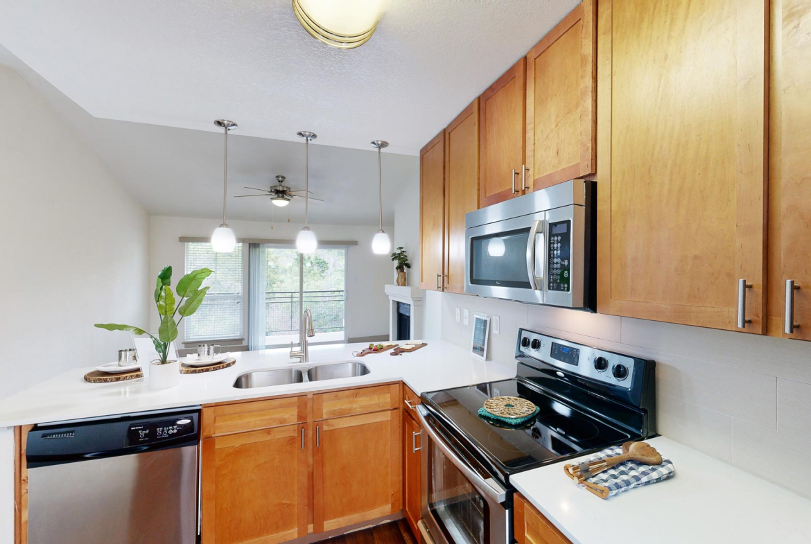 Barton Creek Landing - Sample Image of Austin, TX Corporate Housing
