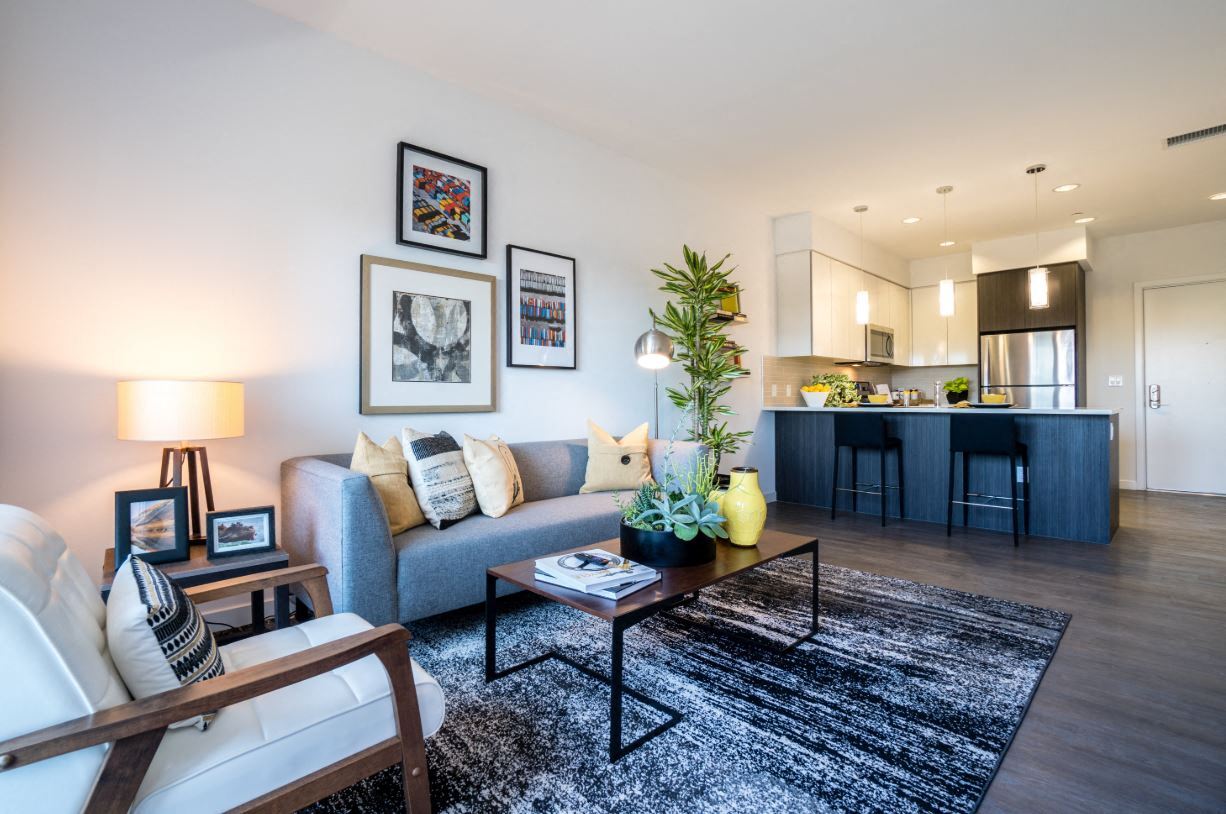 Bell Uptown District Apartments - Sample Image of Oakland, CA Short Term Housing