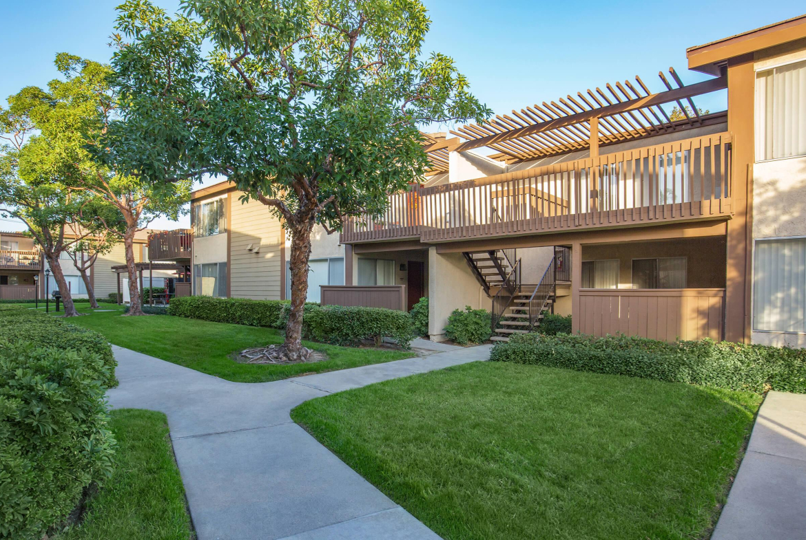 Canyon Village sample image of Anaheim Hills CA short term housing