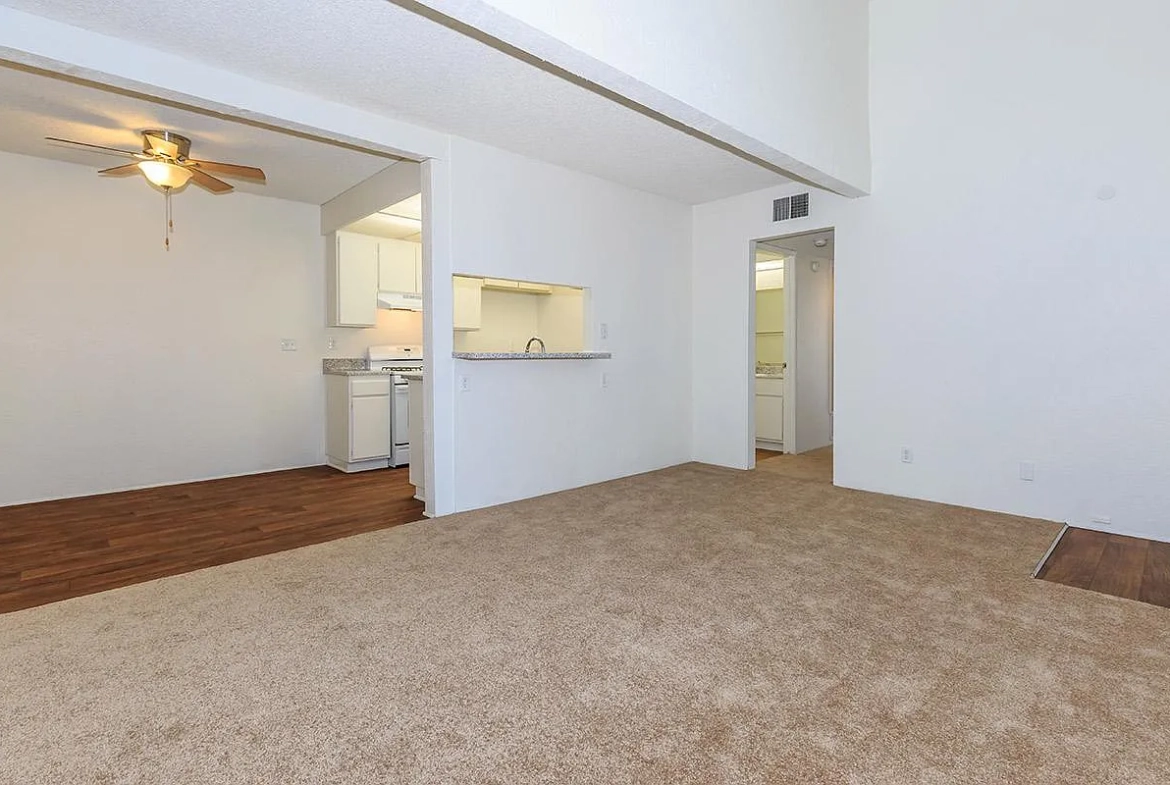 Carlyle Square sample image of Placentia CA short term housing