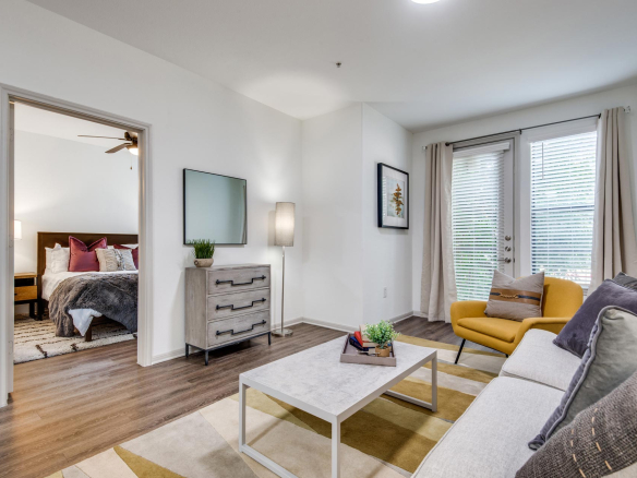 Cool Springs at Frisco Bridges - Sample Image of Frisco, TX Short Term Housing