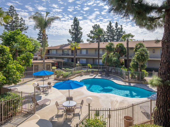 Corsican sample image of Anaheim CA short term housing
