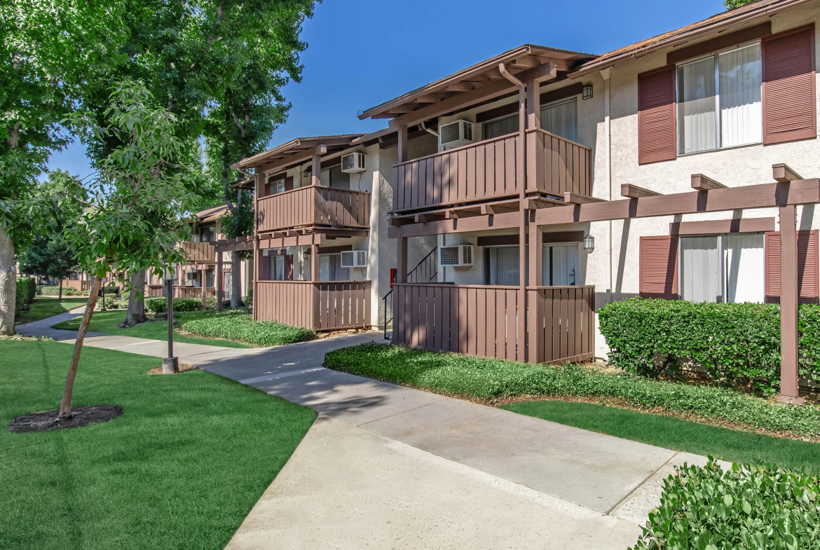 Country Hills - sample image of Brea CA, short term housing