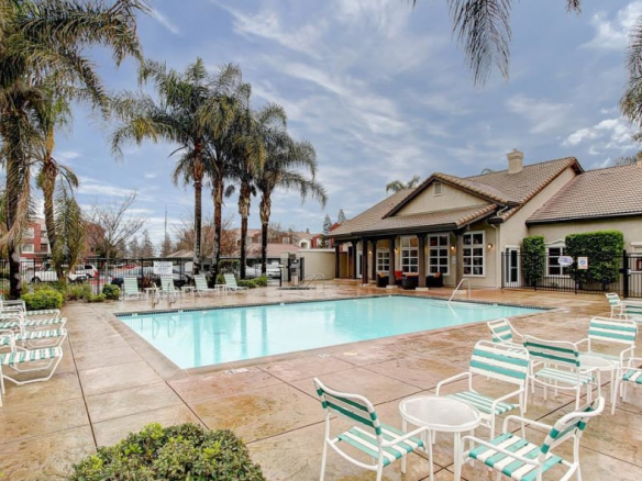 Eaglewood Apartment Home-Sample Image of Woodland CA Insurance Housing