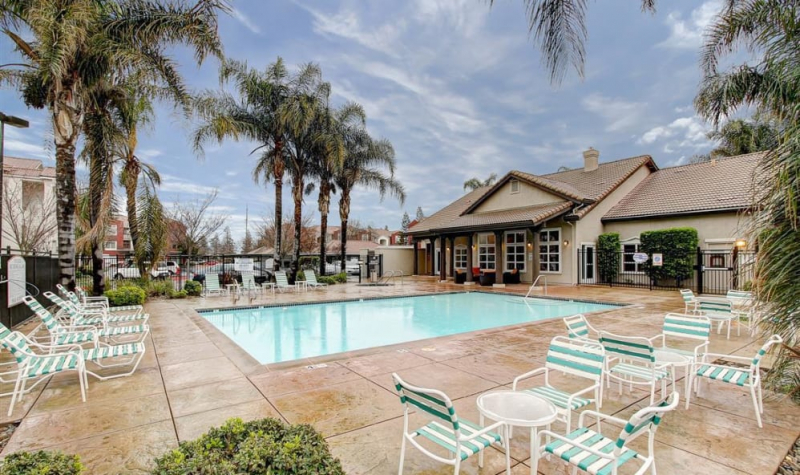 Eaglewood Apartment Home-Sample Image of Woodland CA Insurance Housing