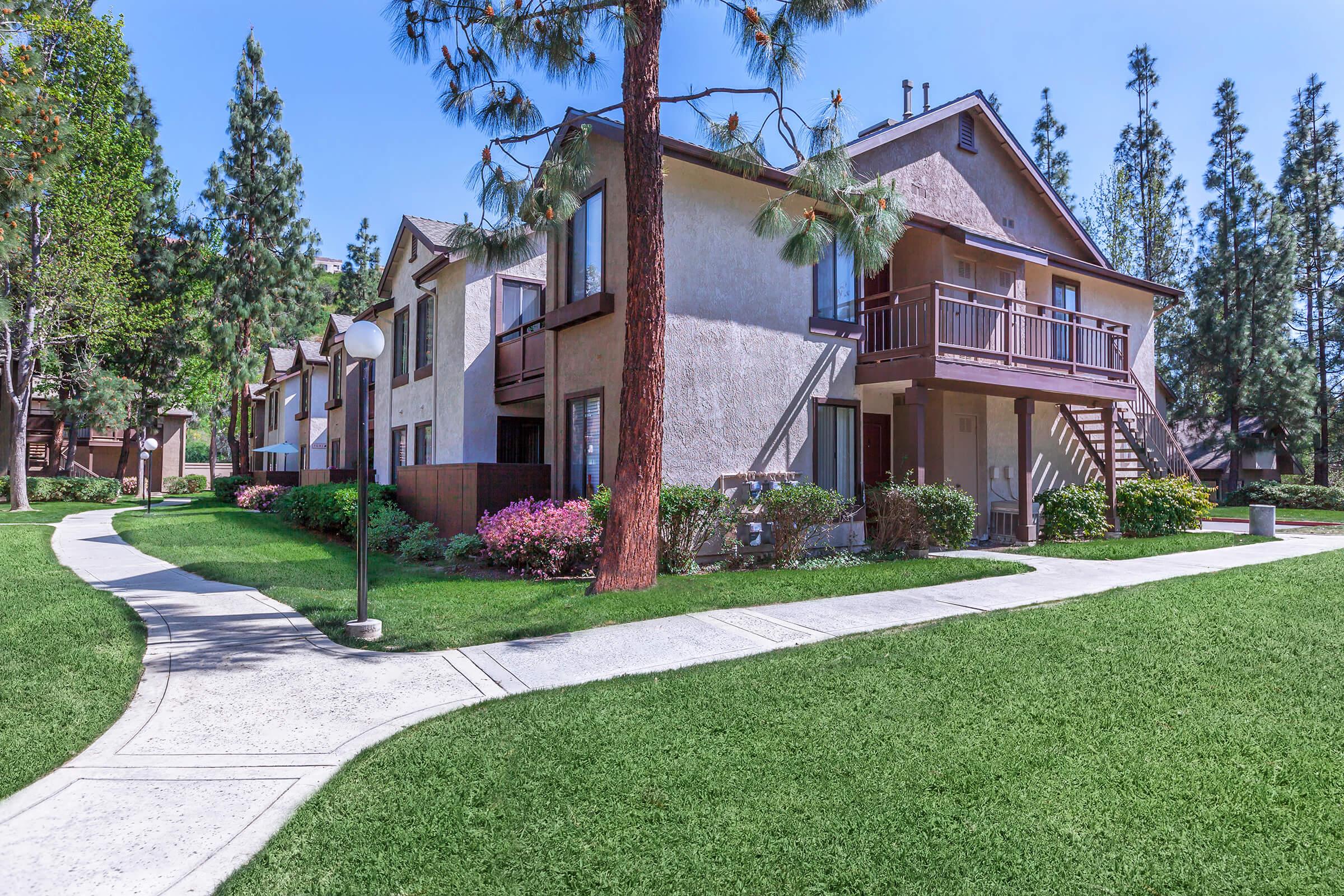 Emerald Court sample image of Lake Forest short term housing