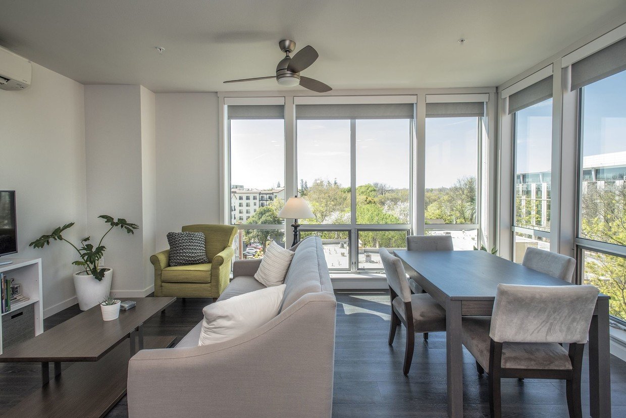 Eviva Midtown - Sample Image of Pasadena, CA Intern Housing