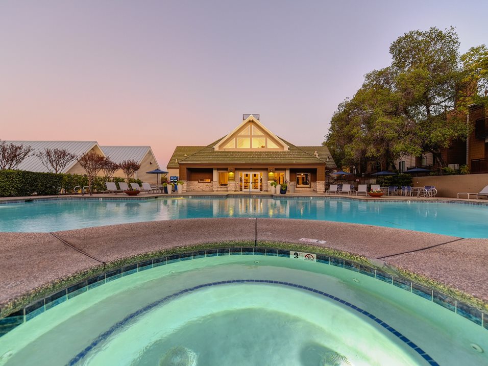 Folsom corporate housing, serviced apartments