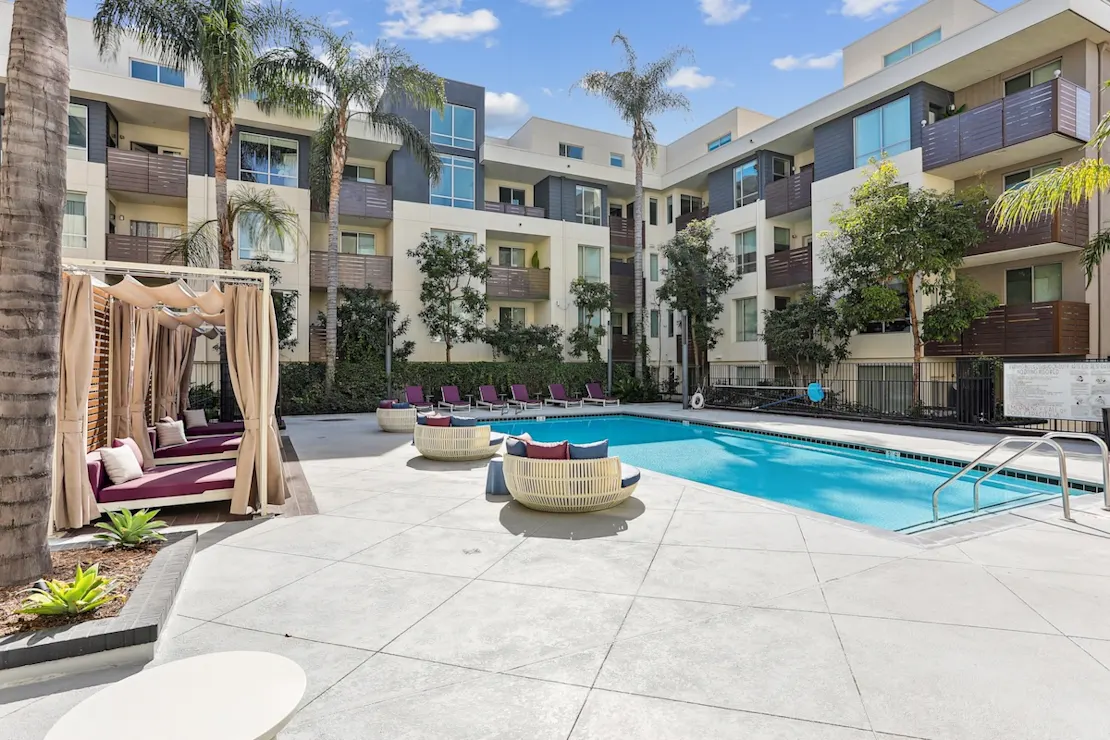 Fusion Encore sample image of Hollywood CA short term housing