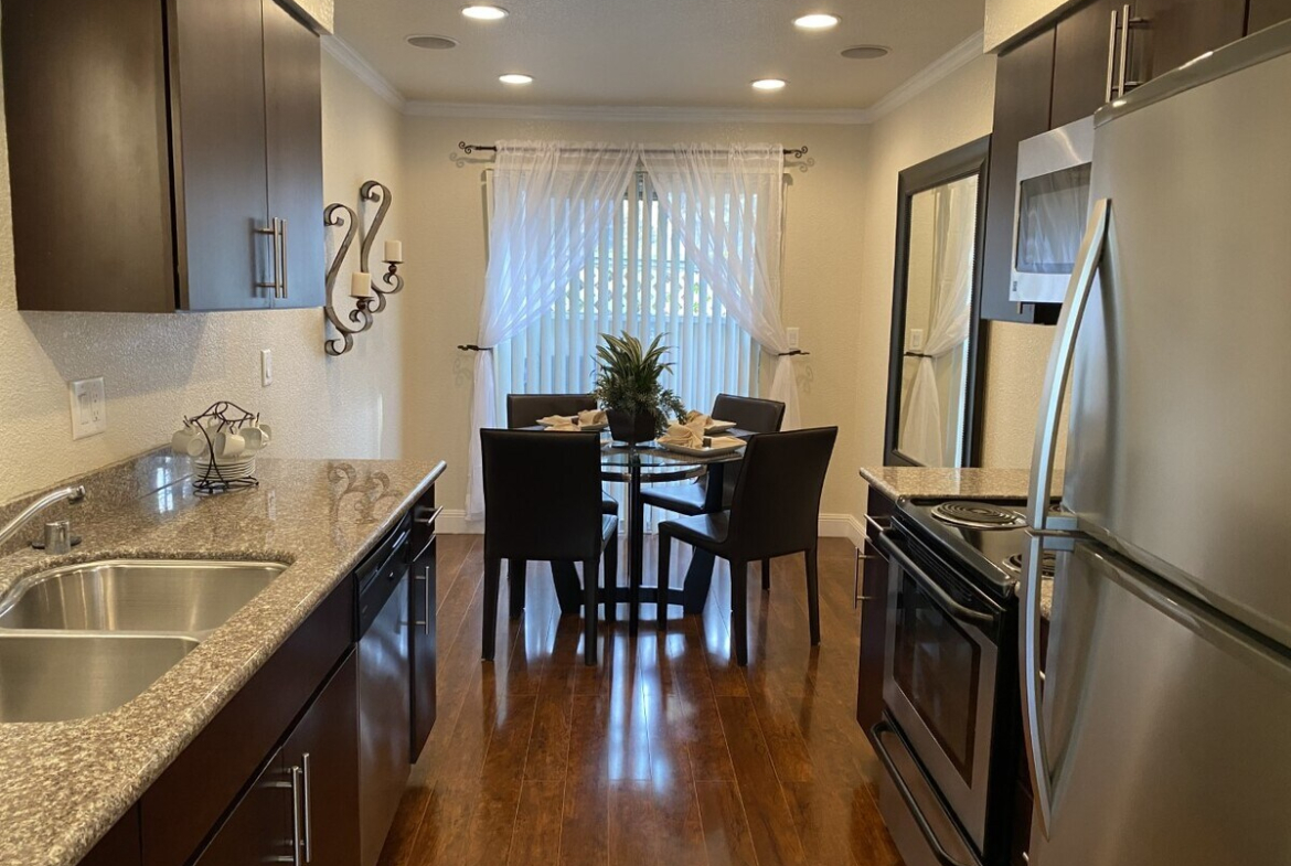 Grand Resort Apartments - Sample Image of Merced, CA Serviced Housing