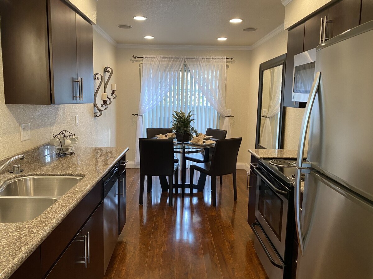 Grand Resort Apartments - Sample Image of Merced, CA Serviced Housing