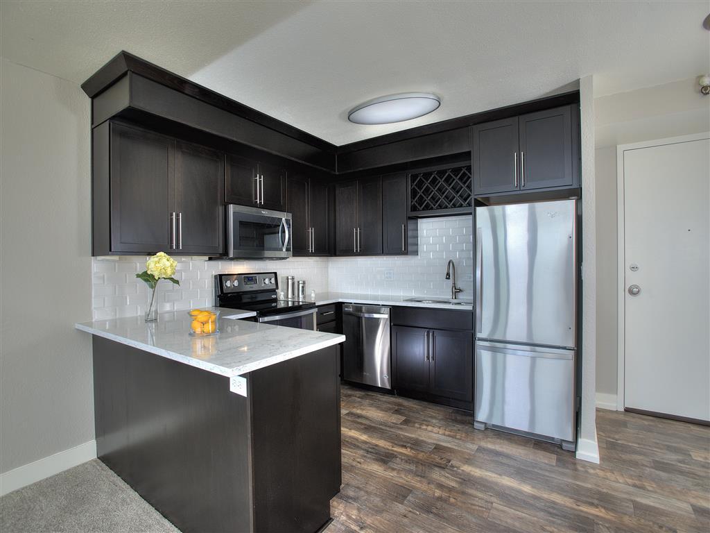 Harrison Tower - Sample Image of Portland, OR Short Term Housing