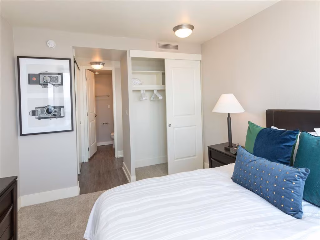 Harrison Tower - Sample Image of Portland, OR Short Term Housing