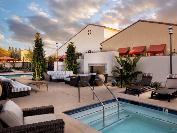 For furnished accommodation in Tracy, call Key Housing.
