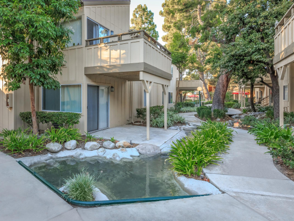 Highland Creek sample image of Fullerton CA short term housing