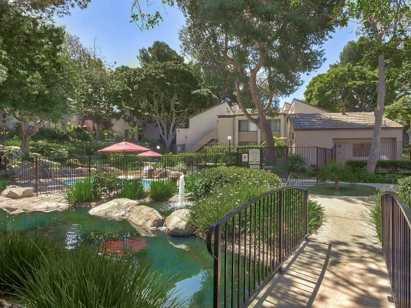 Huntington Lakes sample image of Huntington Beach CA short term housing