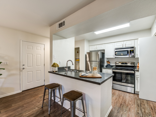 IMT Wood Ranch sample image of Moorpark short term housing