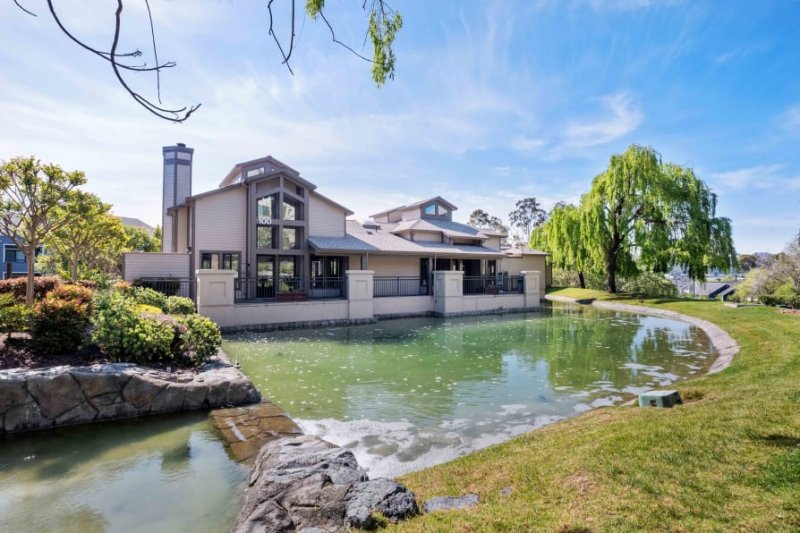 Larkspur Courts Corporate Rental-Sample Image of Larkspur CA Temporary Home
