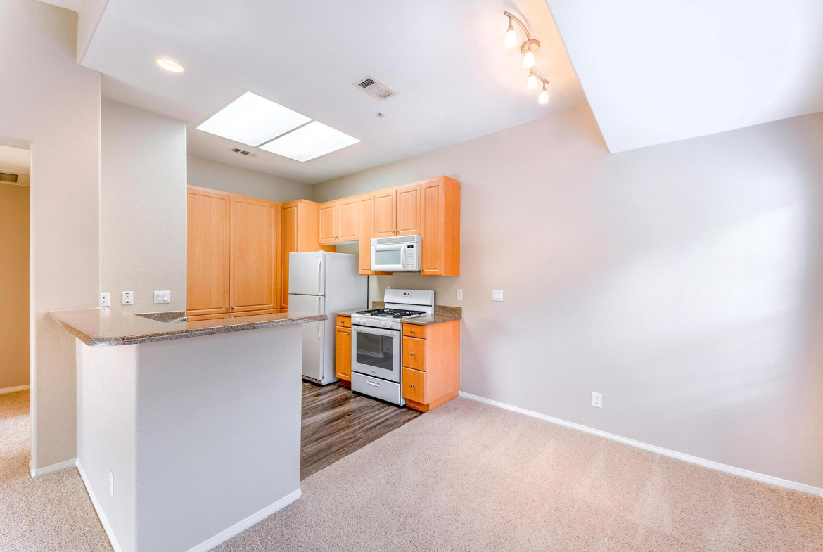 Laurel Canyon sample image of Ladera Ranch CA short term housing