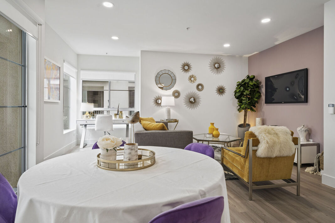 Living at NoHo - Sample Image of North Hollywood, CA Short Term Housing