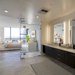 Serviced apartment in Long Beach, California - interior view