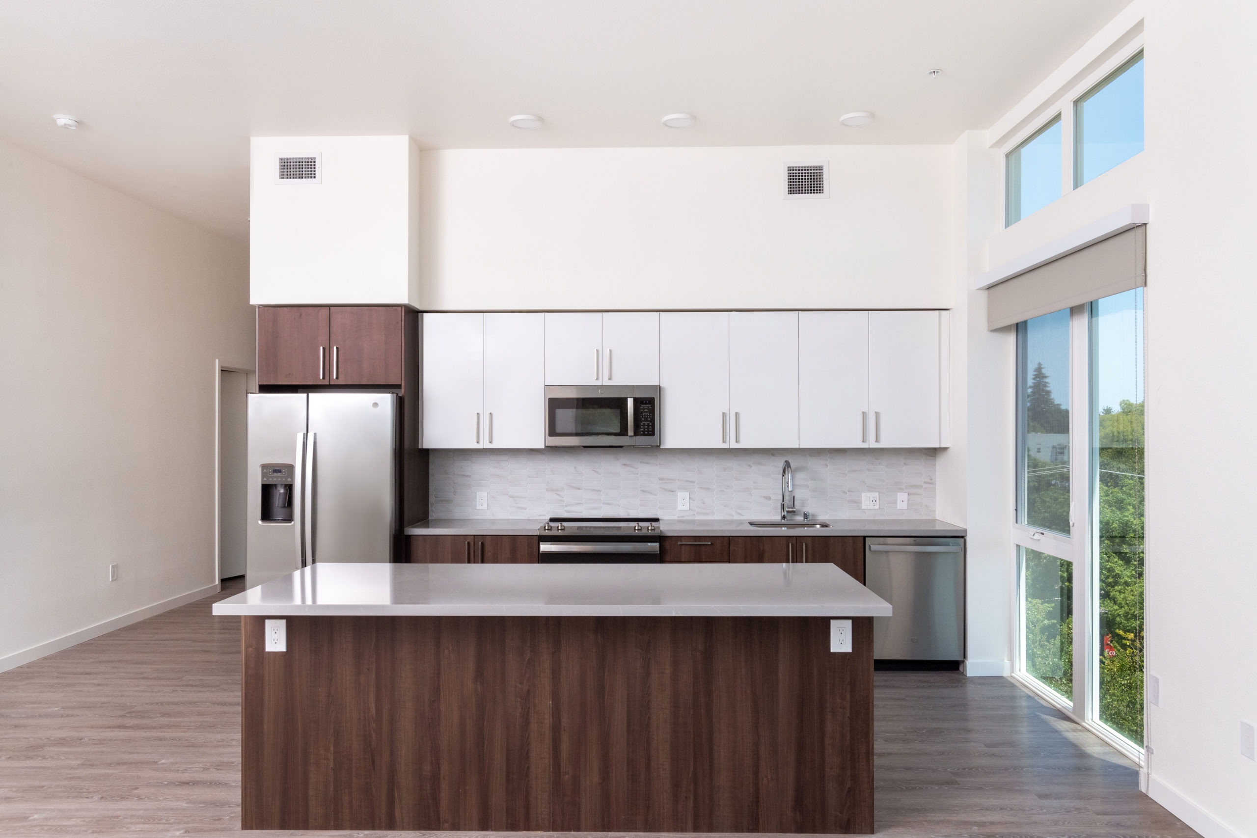 The Mansion - Sample Image of Sacramento, CA Serviced Housing