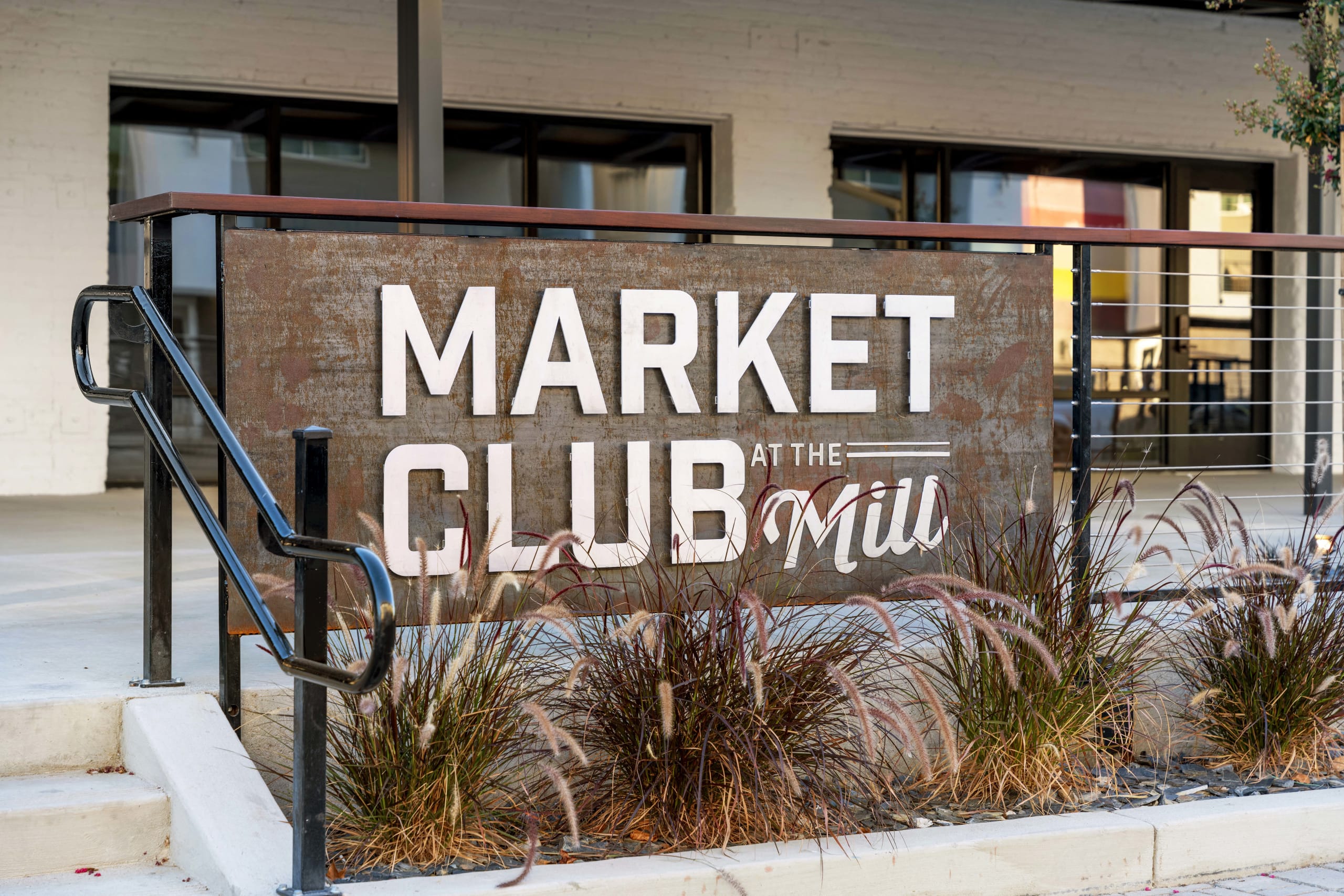 Market Club at the Mill - Sample Image of Sacramento, CA Nurse Housing