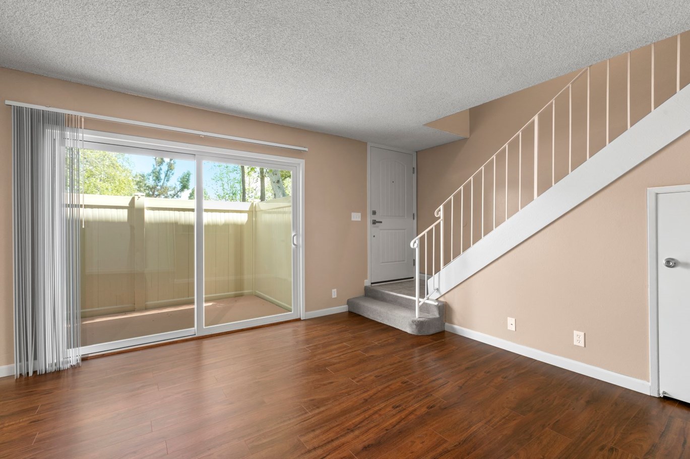 The Meadows Short Term Stay-Sample Image of Westlake Village CA Nurse Housing