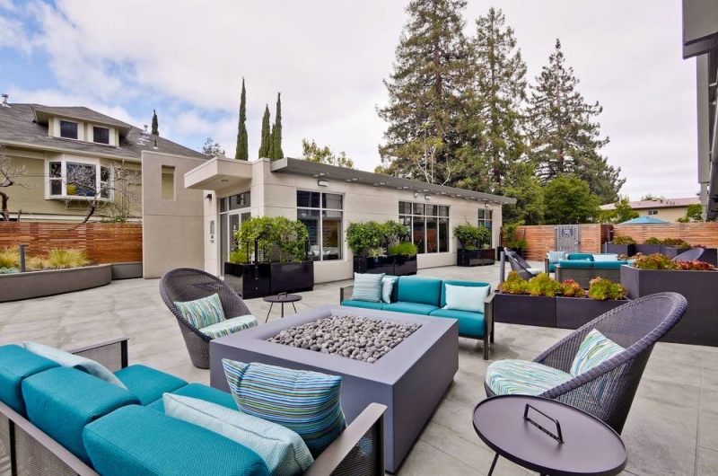 We offer corporate housing to the city of palo alto