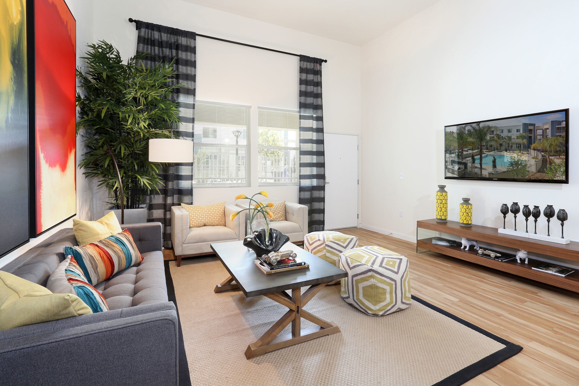 Mosaic - Sample Image of Oxnard, CA Furnished Housing