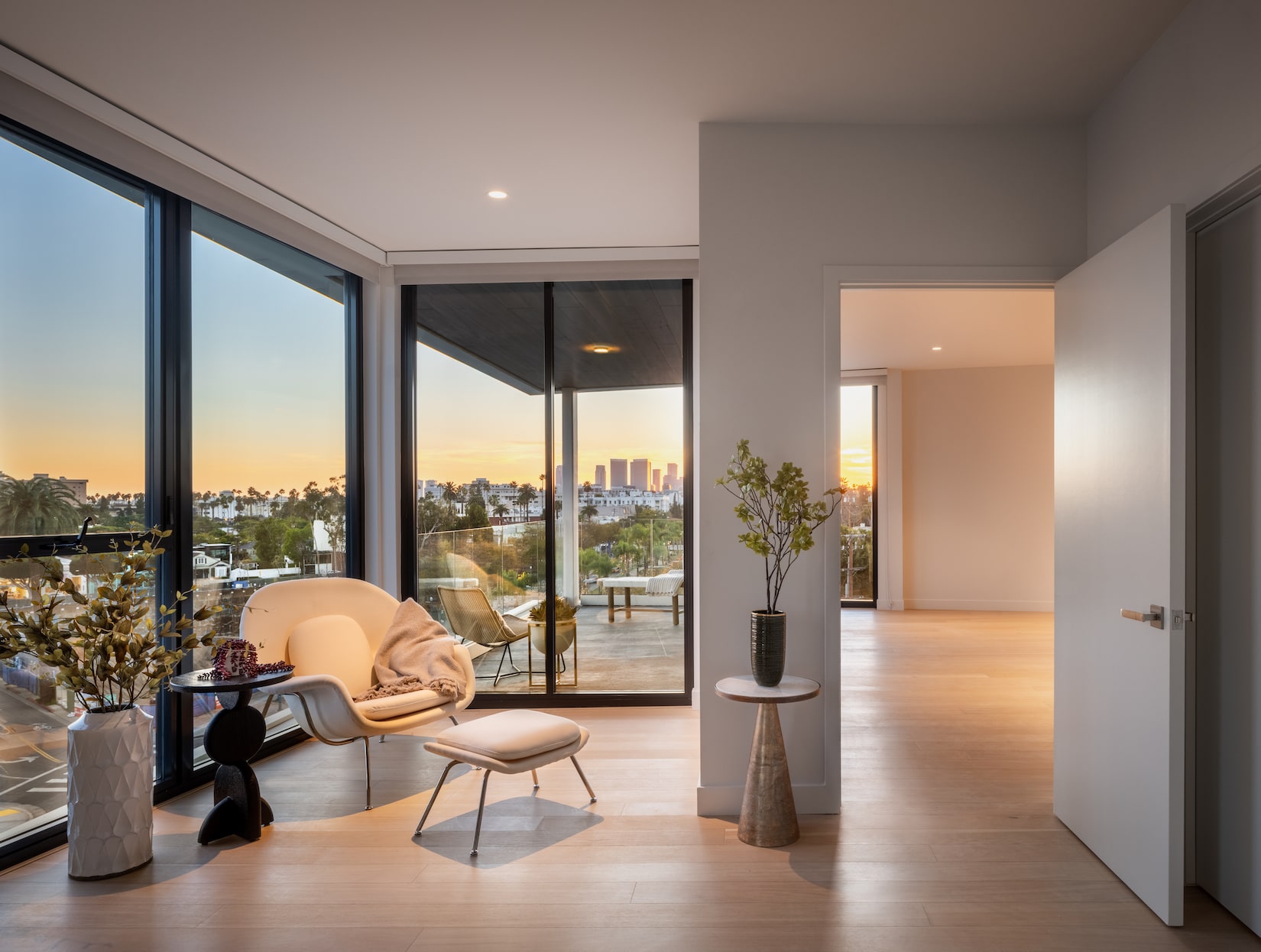 Nine Thousand One - Sample Image of West Hollywood, CA Short Term Housing
