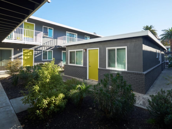 Palms at Pruneyard Serviced Rental-Sample Image of Campbell CA Intern Housing