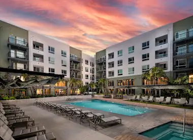 Park on First sample image of Santa Ana short term housing
