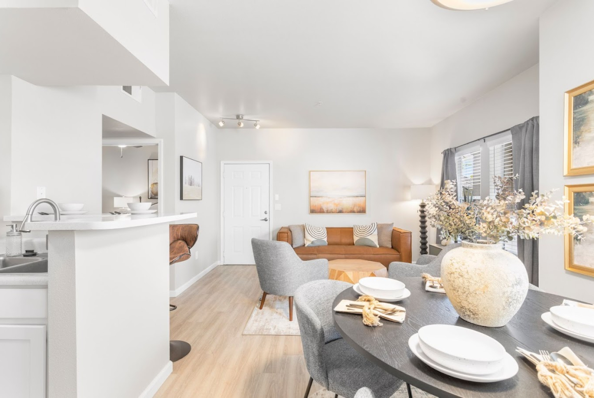 Parkway Terraces - Sample Image of Carson City, NV Furnished Rentals