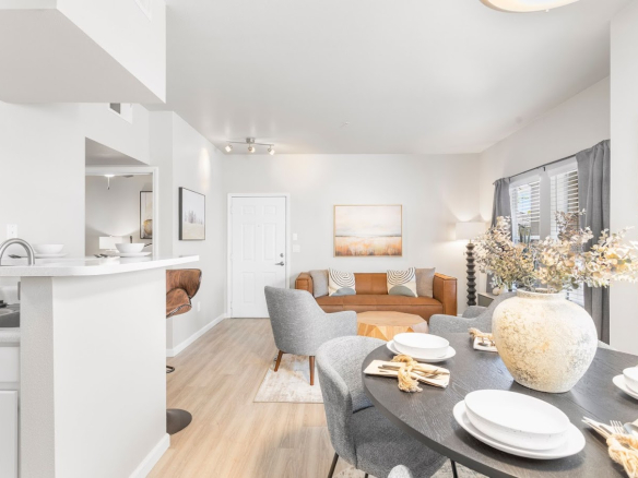 Parkway Terraces - Sample Image of Carson City, NV Furnished Rentals