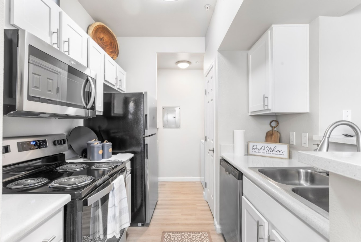 Parkway Terraces - Sample Image of Carson City, NV Furnished Rentals