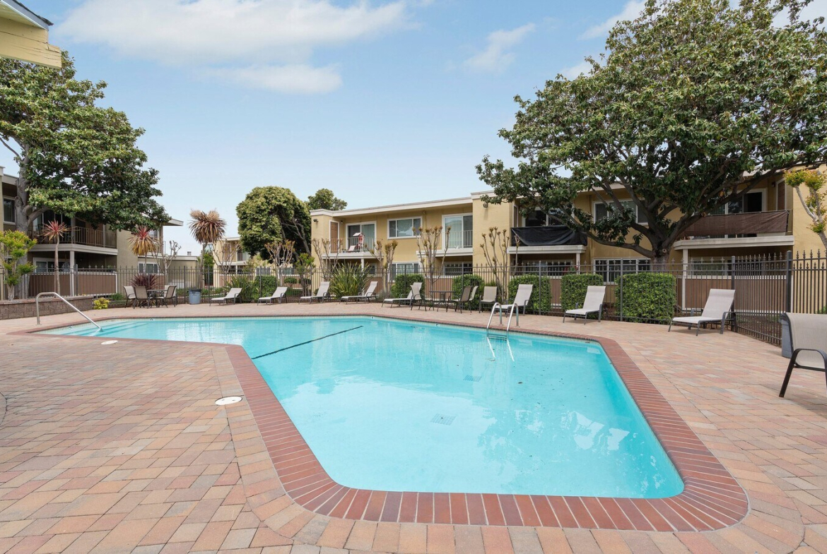 Pentagon Apartment Homes - Sample Image of Fremont, CA Corporate Housing