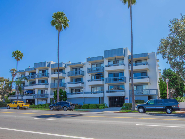 Riviera Vista sample image of Redondo Beach CA short term housing