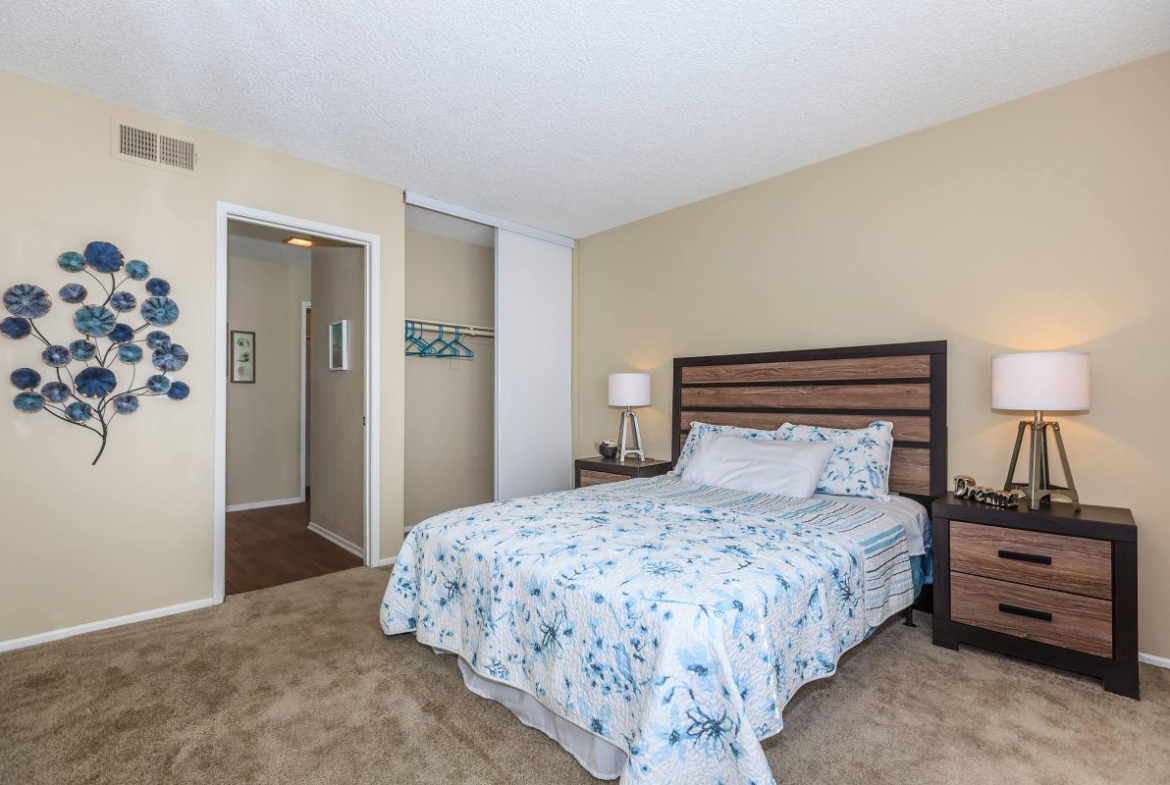 Sage Courtyard Apartment Home - Sample Image of Pall Springs, CA Nurse Housing