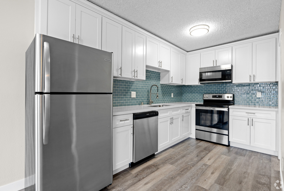 The Astaire - Sample Image of Valley Village, CA Furnished Housing