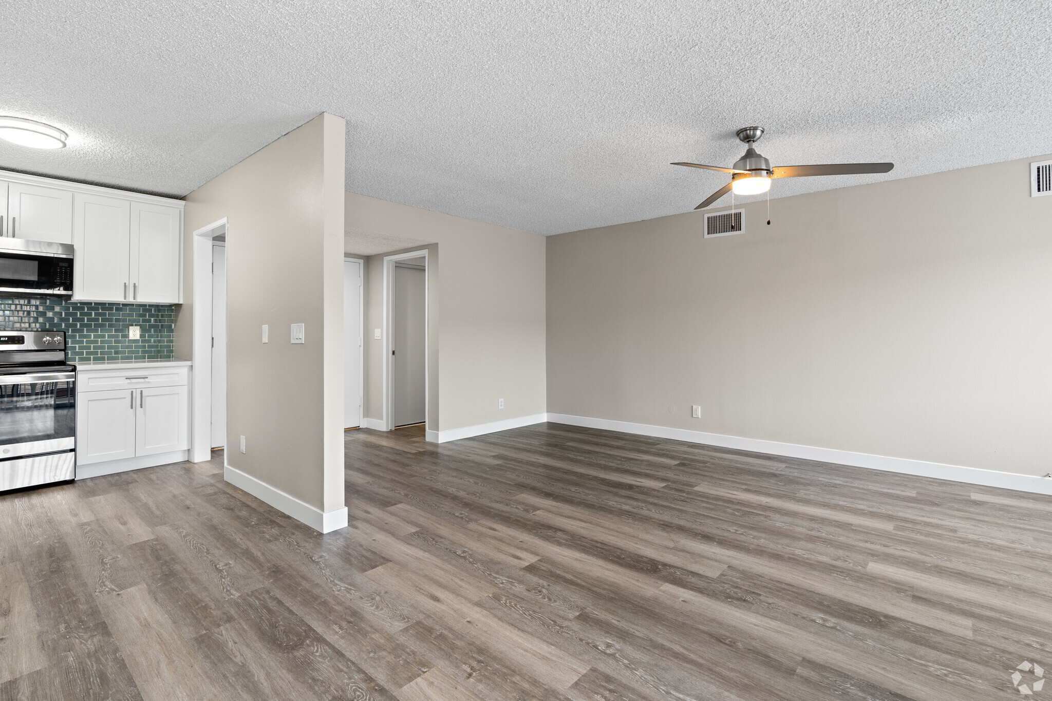 The Astaire - Sample Image of Valley Village, CA Furnished Housing