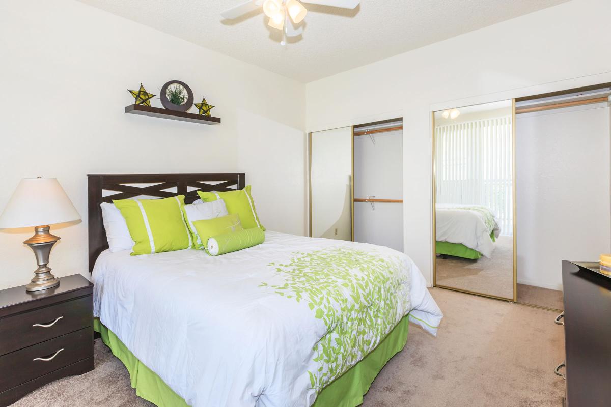 The Springs Apartment Homes - Sample Image of Bakersfield, CA Temporary Housing