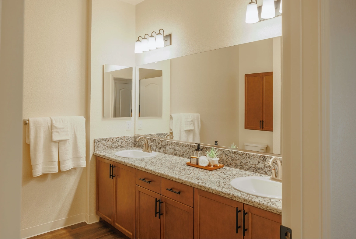 The Villas at Ellis Manor sample image of Fresno CA short term housing