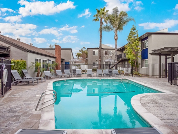 Twin Pines Furnished Home-Sample Image of Anaheim CA Insurance Rental