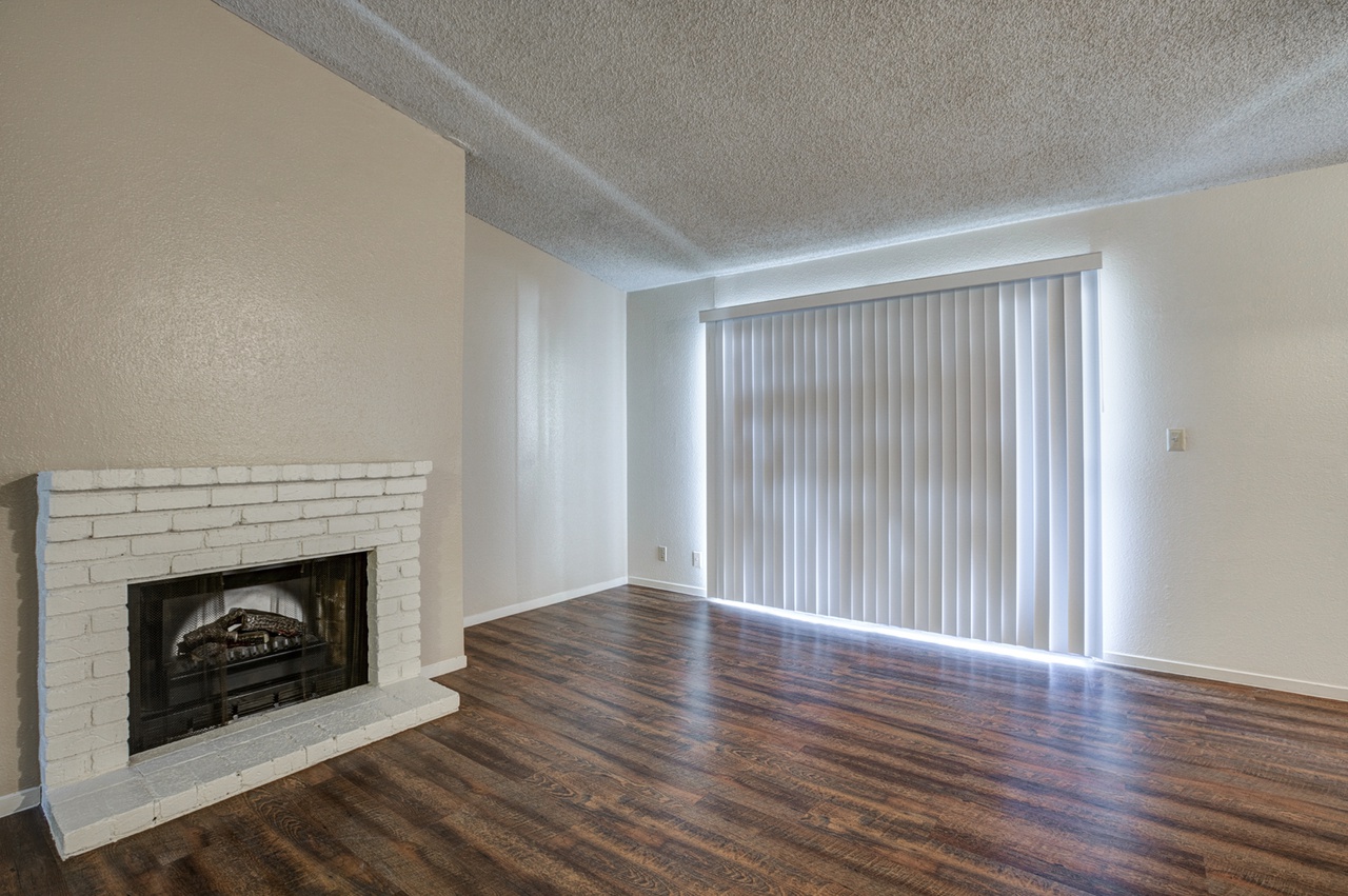 The Villages Apartment Homes - Sample Image of Merced, CA Short Term Housing