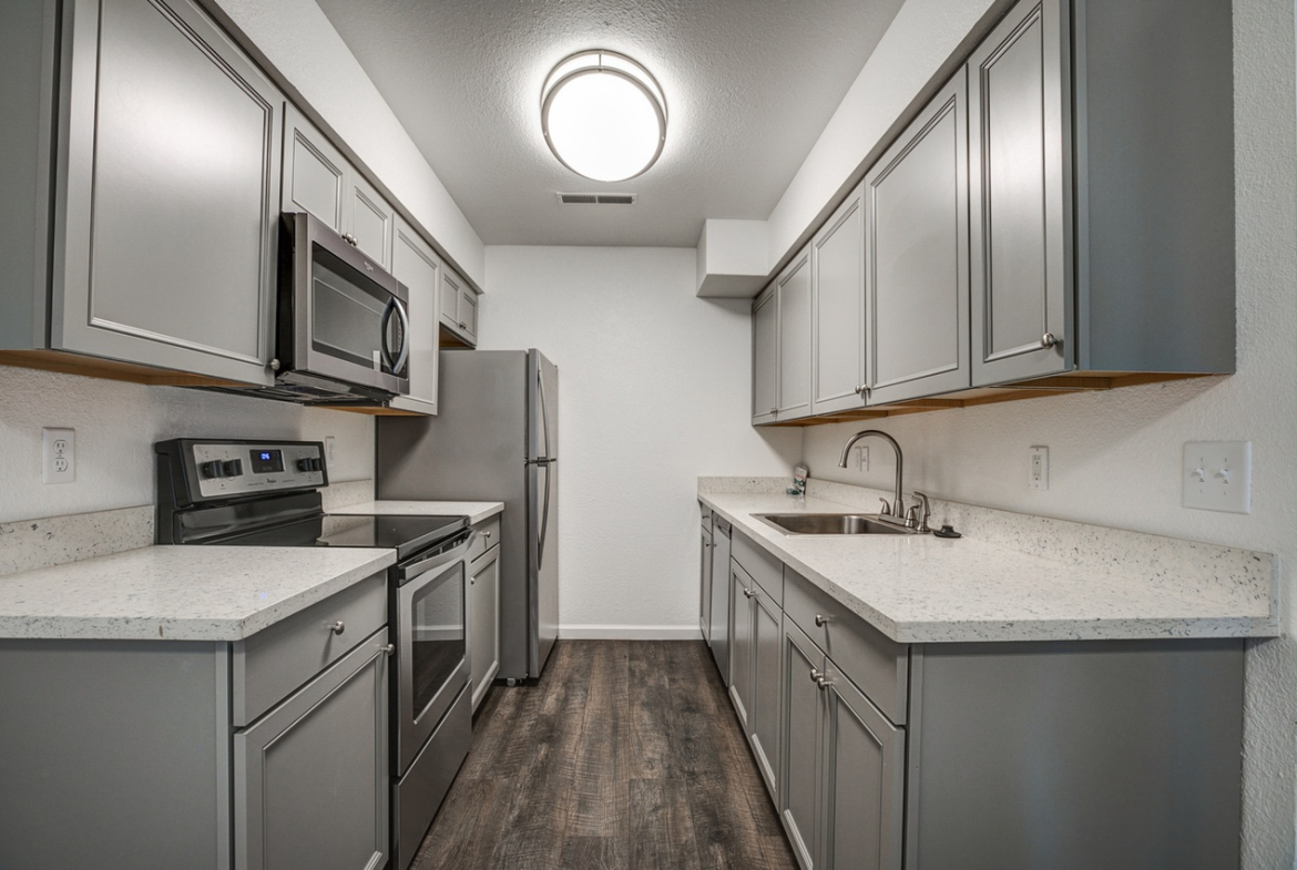 The Villages Apartment Homes - Sample Image of Merced, CA Nurse Housing
