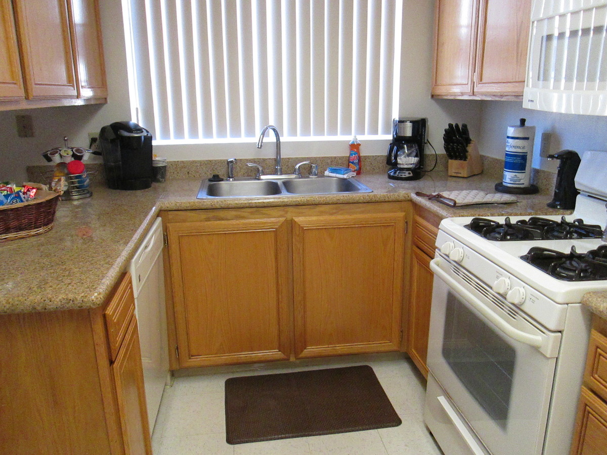 Whispering Meadows - Sample Image of Bakersfield, CA Furnished Rentals