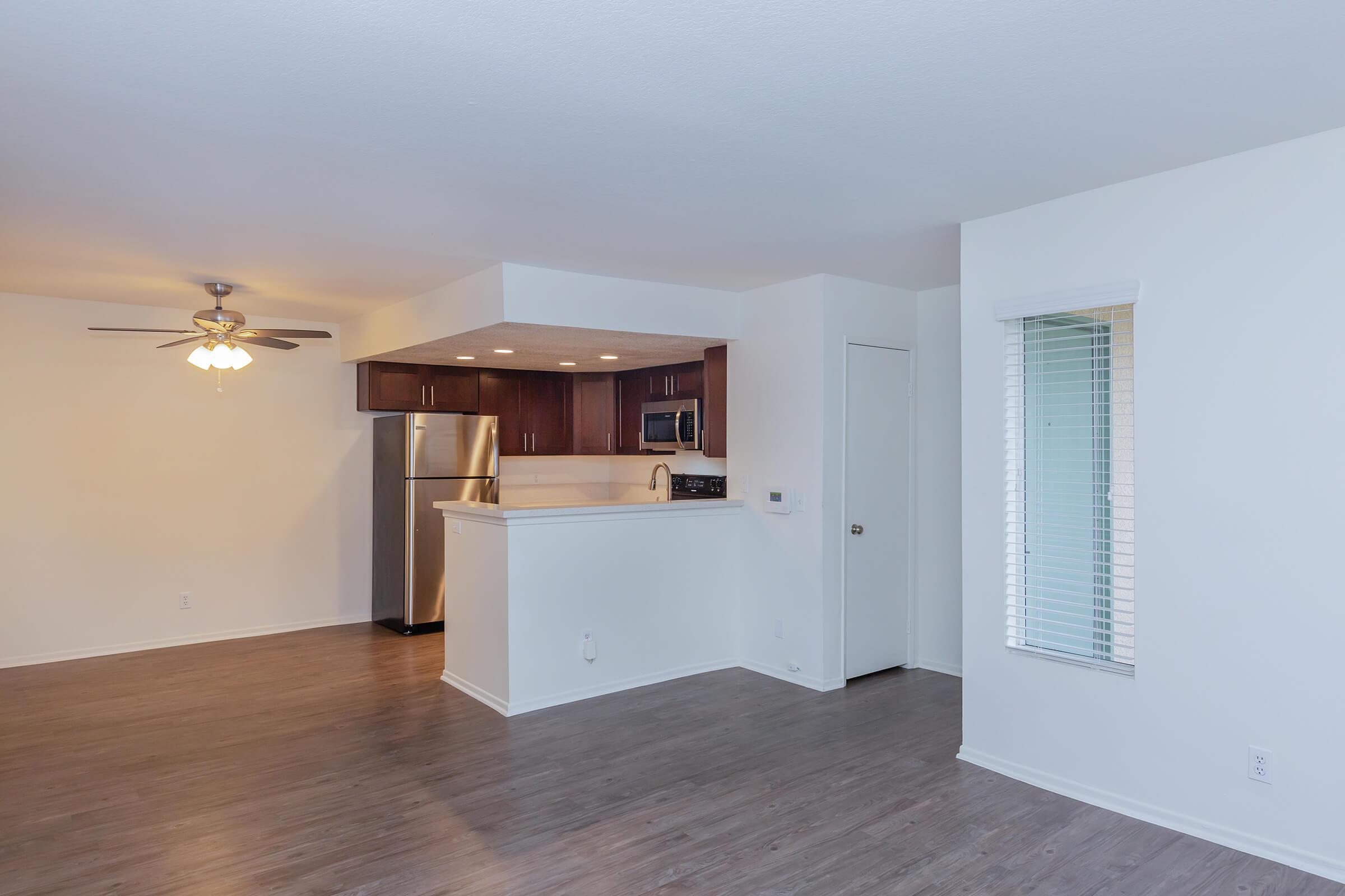 Windrose sample image of Anaheim CA short term housing